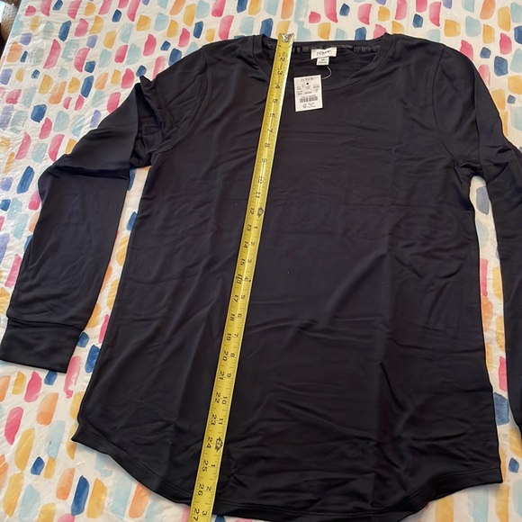 NWT J Crew black crew neck long sleeve super soft t-shirt, Medium - Picture 4 of 6